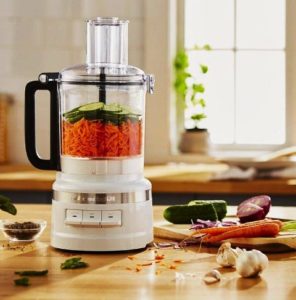 Can You Use a Blender Instead of a Food Processor